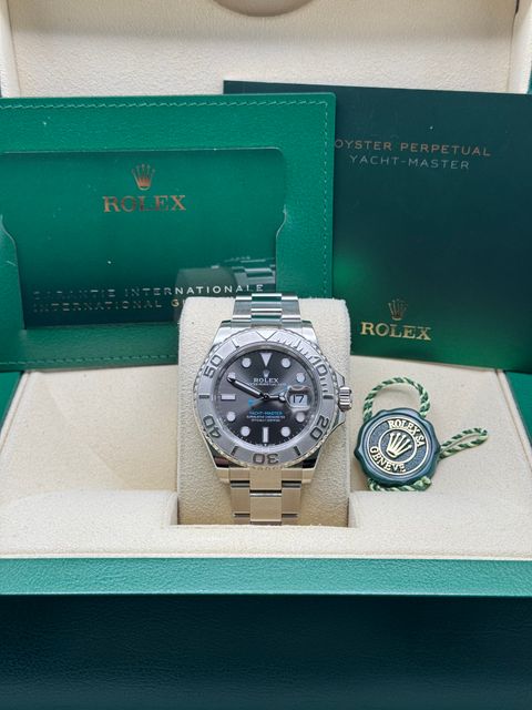 Rolex Yacht-Master 126622 Image 2